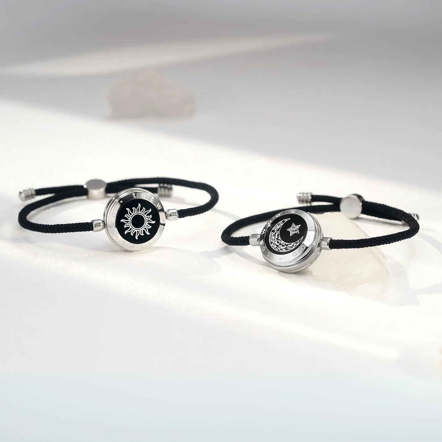 Sun-Moon Smart Sensing Couples Bracelet